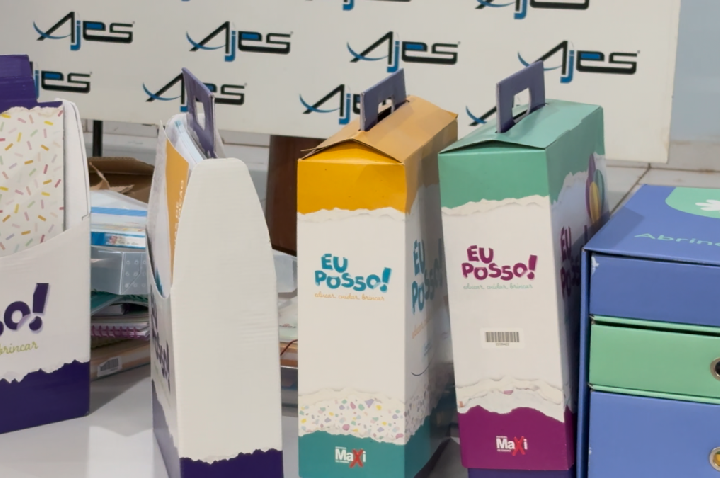 Educação infantil de Juína recebe novo material estruturado