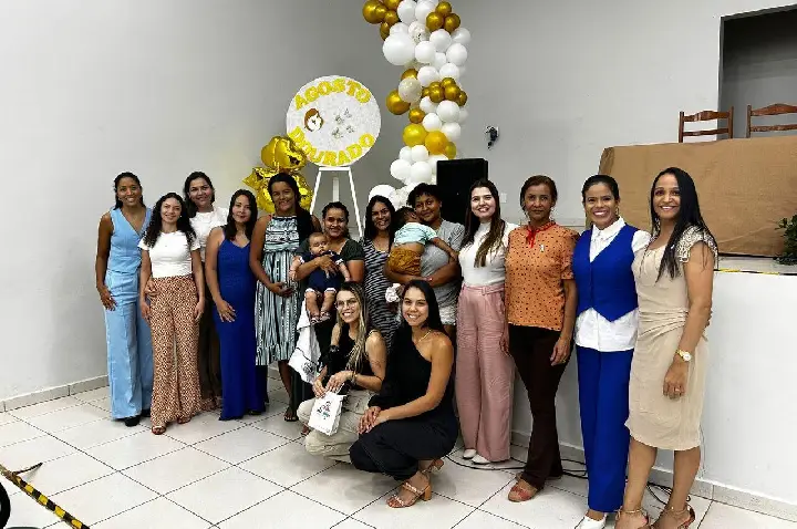 Encontro Dourado reúne profissionais e mães para fortalecer cuidados materno-infantis em Juína