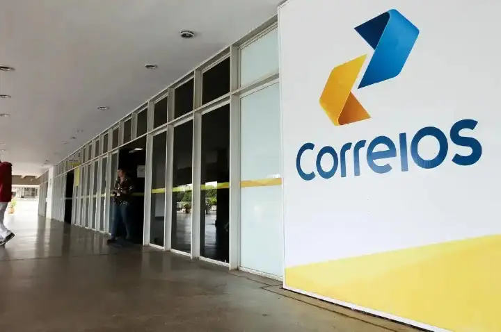 Greve dos Correios chega ao fim após decisão do TST; Caixa segue em paralisação