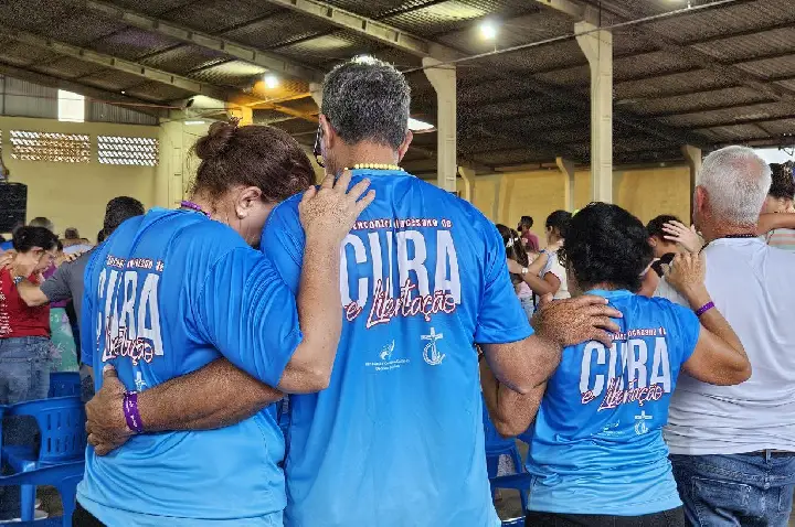Mais de 500 fiéis participam do 2º Encontro Diocesano de Cura e Libertação em Juína
