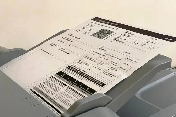 Proprietários de veículos com placa final 0 devem quitar o licenciamento até 31 de outubro