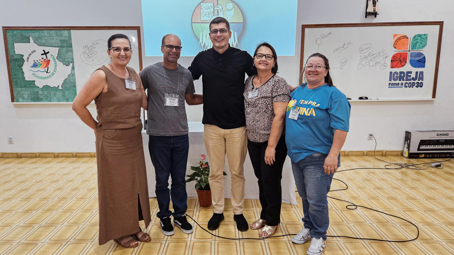 Coordenação Diocesana participa do Encontro de Formação Litúrgica promovido pelo Regional