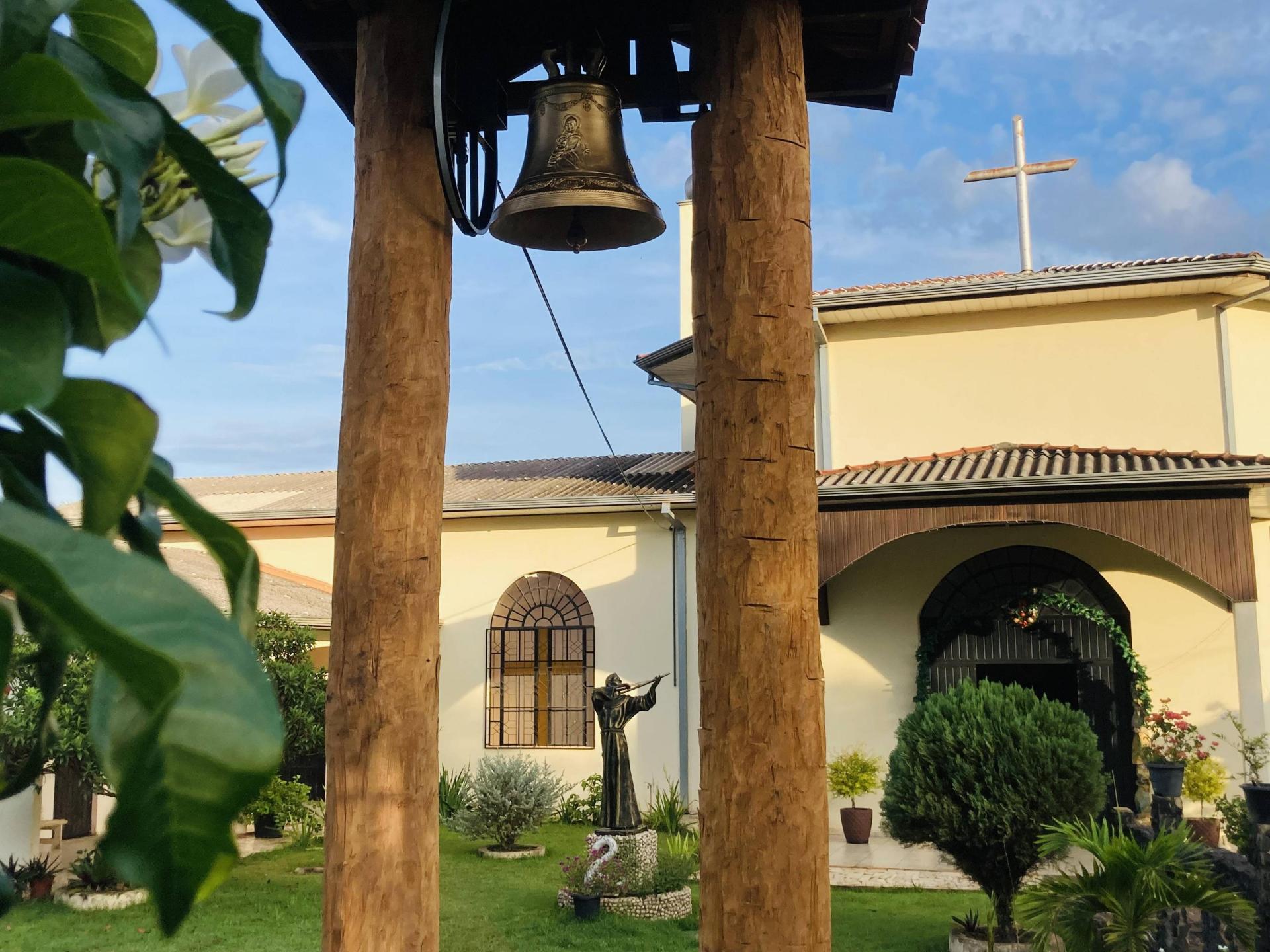 Mosteiro celebra Novena de São Francisco e prepara festa pelos 23 anos de fundação