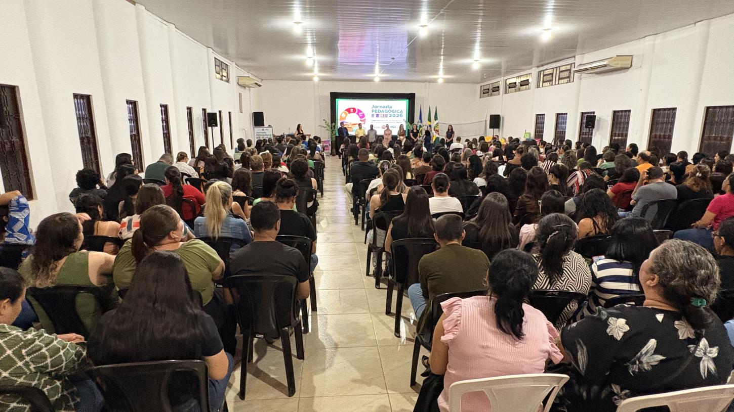 Jornada Pedagógica abre ano letivo e destaca importância dos profissionais da educação em Juína
