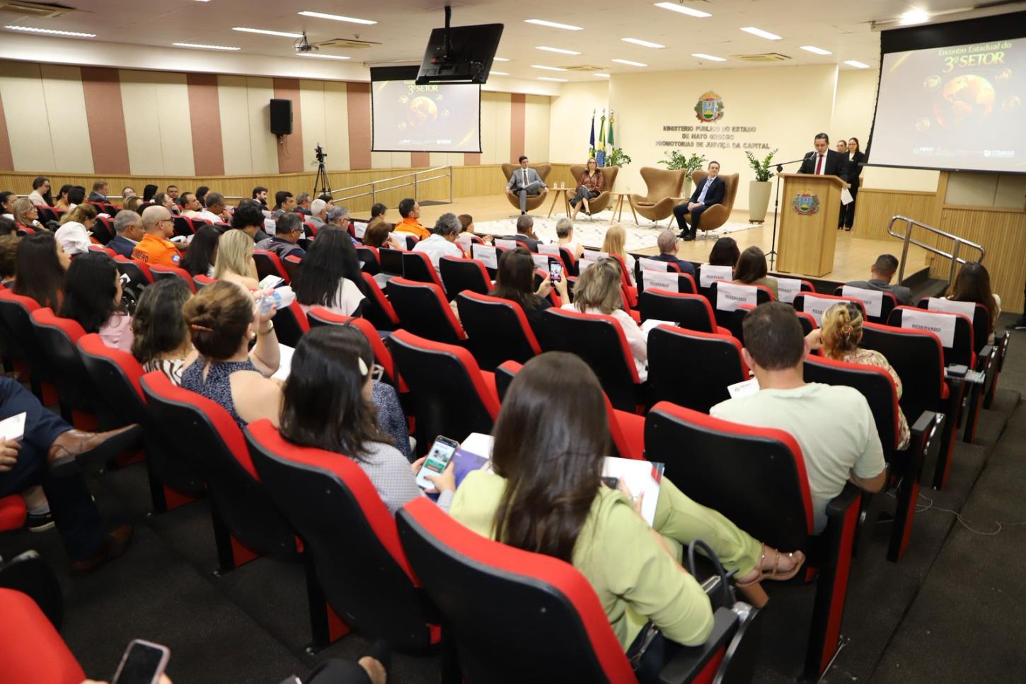 Evento do Terceiro Setor destaca fortalecimento das fundações em Mato Grosso, Fundação Rádio e TV Educativa de Juína marcou Presença