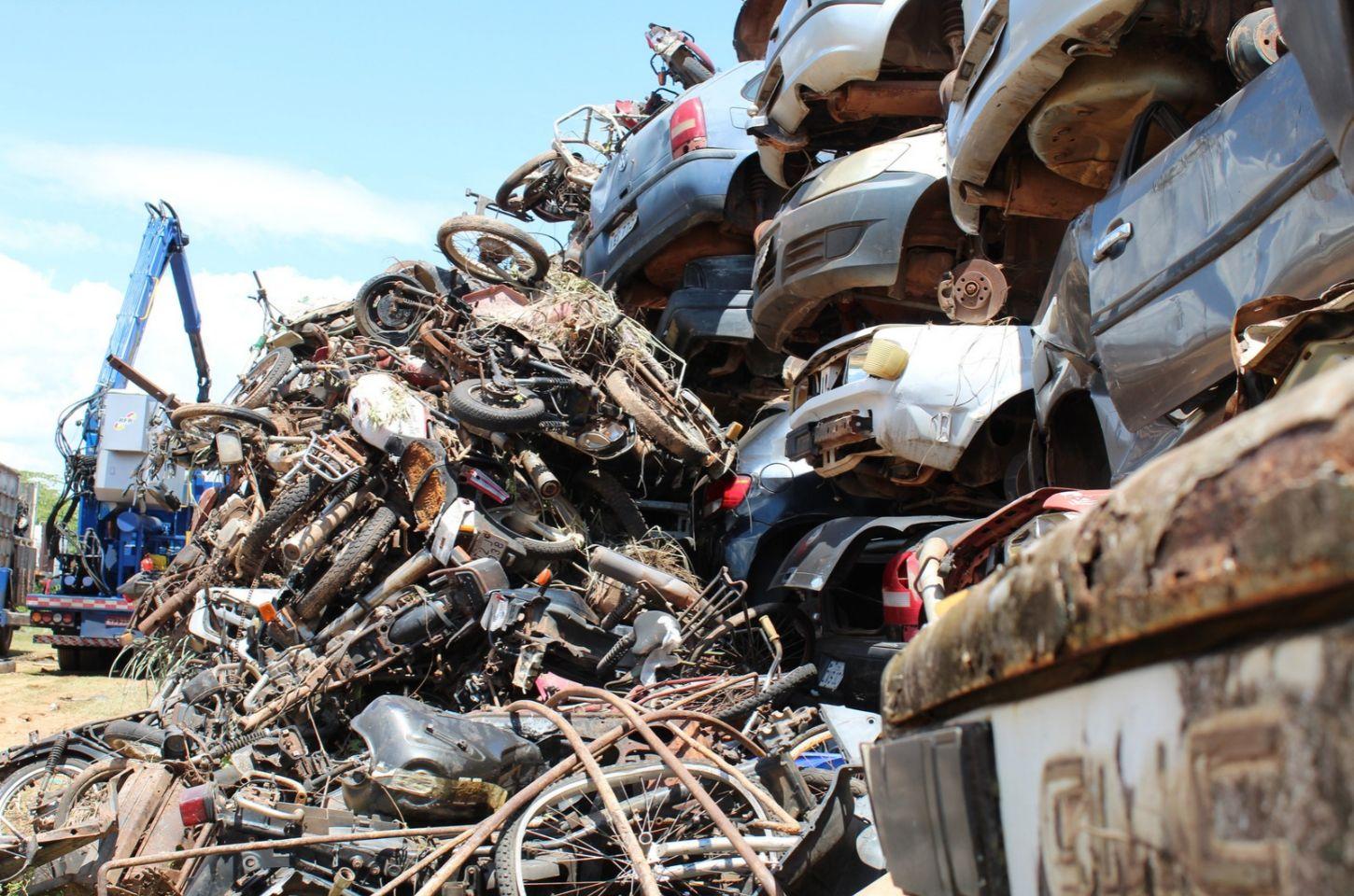 Detran-MT prevê reciclar 7,4 mil veículos até o fim do ano